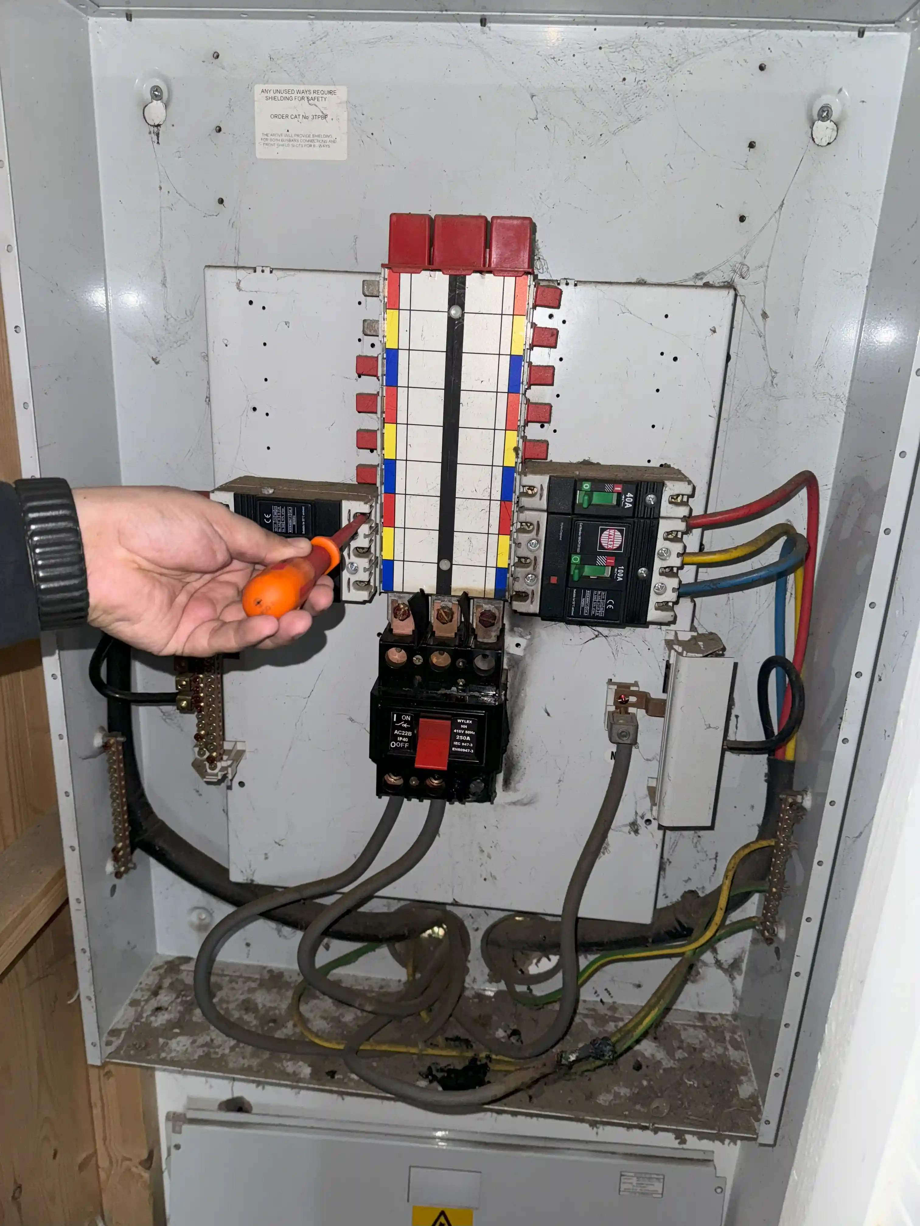 Emergency Electrician near East Sussex